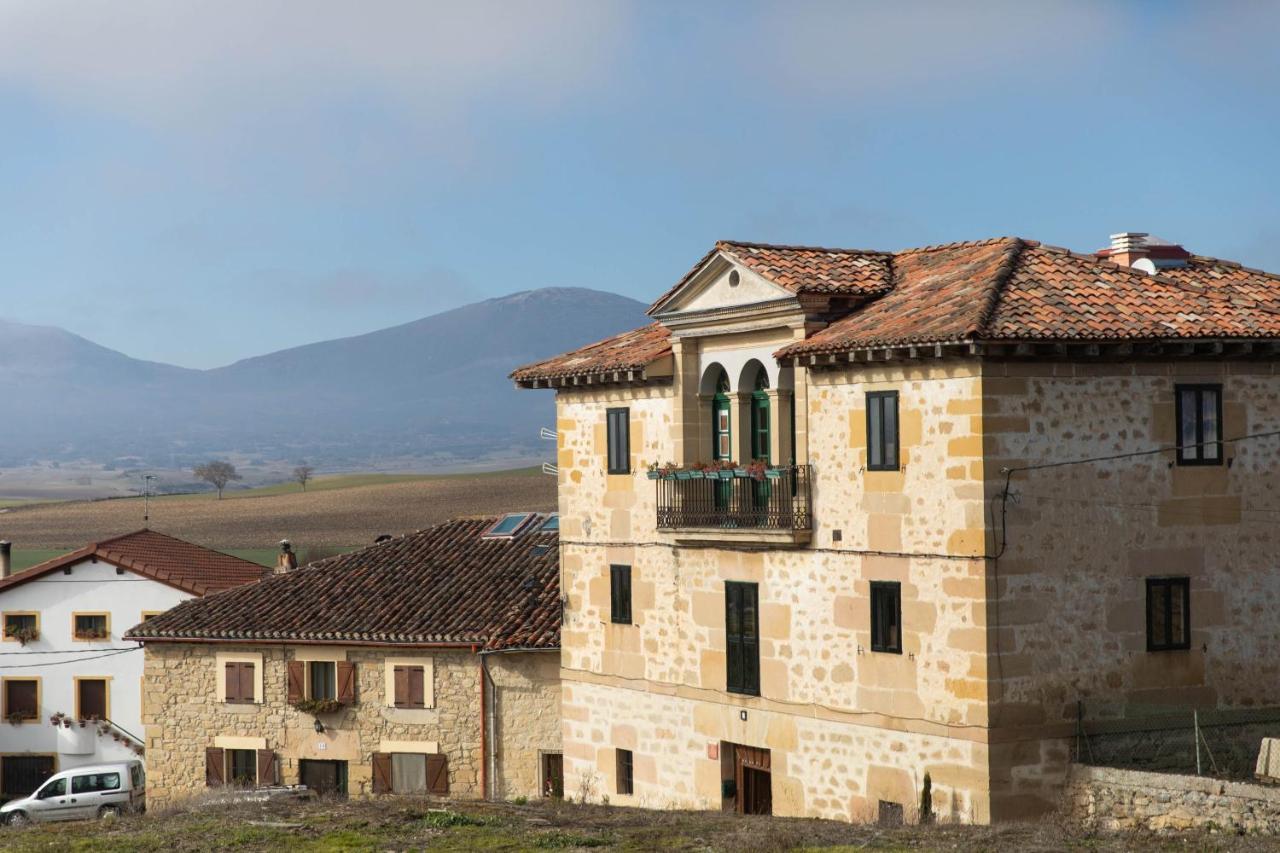 Casona Indiana De Ayuelas Екстериор снимка